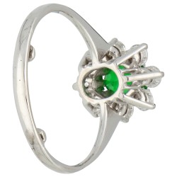 14K Witgouden entourage ring bezet met met 0.64 ct. diamanten en doublet
