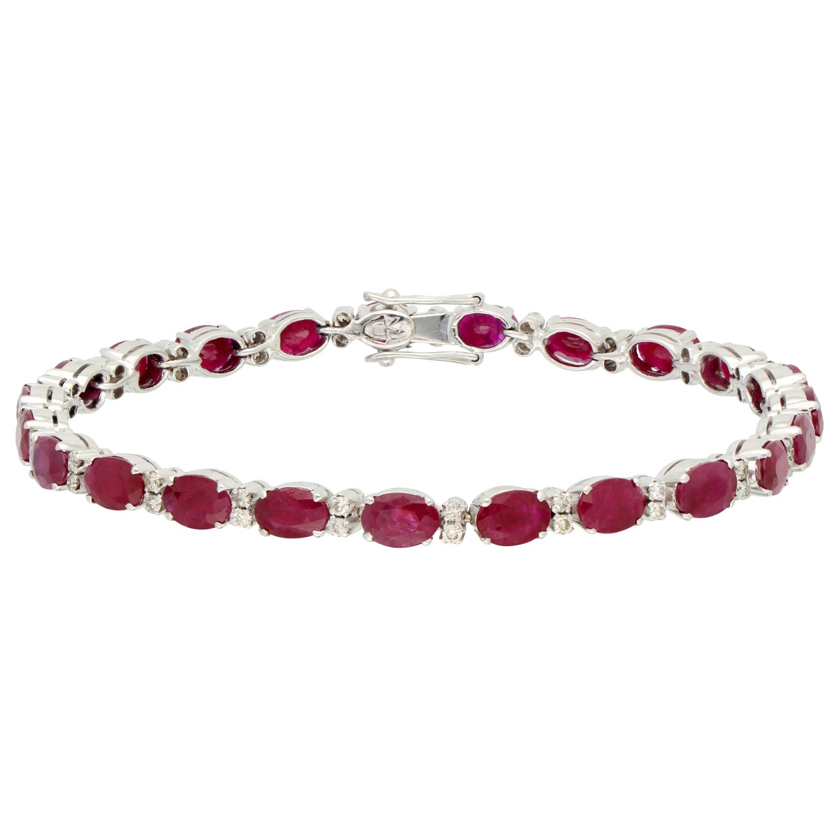 Goudwisselkantoor auction: 18K White gold vintage bracelet set with ruby and diamond