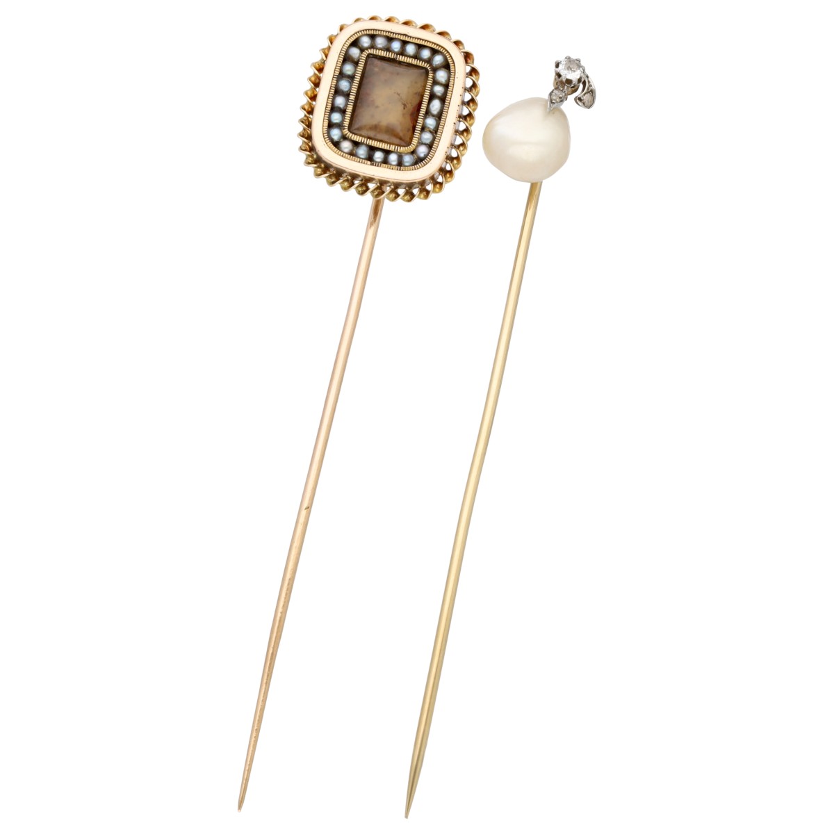 Goudwisselkantoor auction: Lot of two 14K yellow gold stick pins set with pearls and diamonds