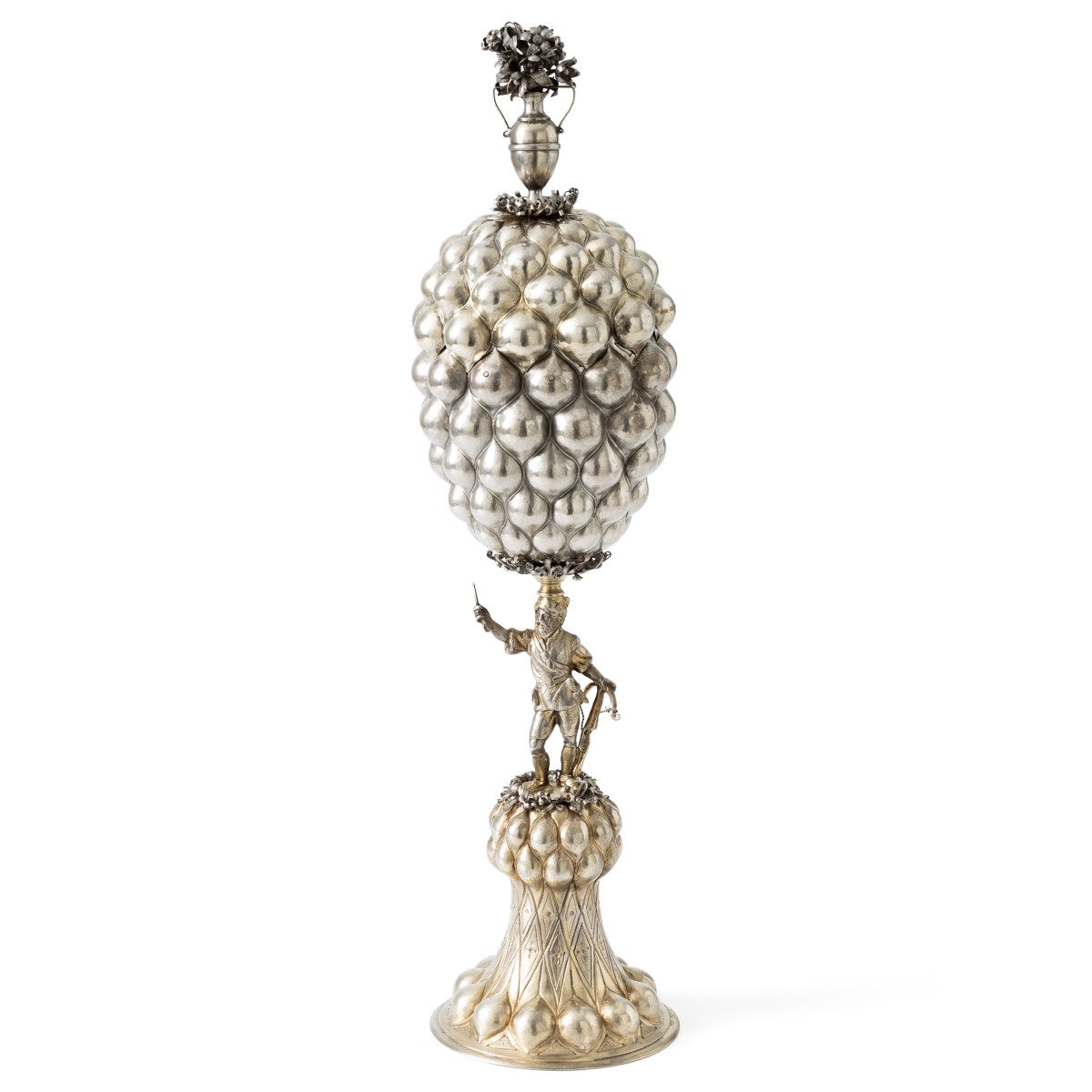 Goudwisselkantoor auction: Baroque style pineapple cup, Gebrüder Glaser, Hanau ca. 1900, silver