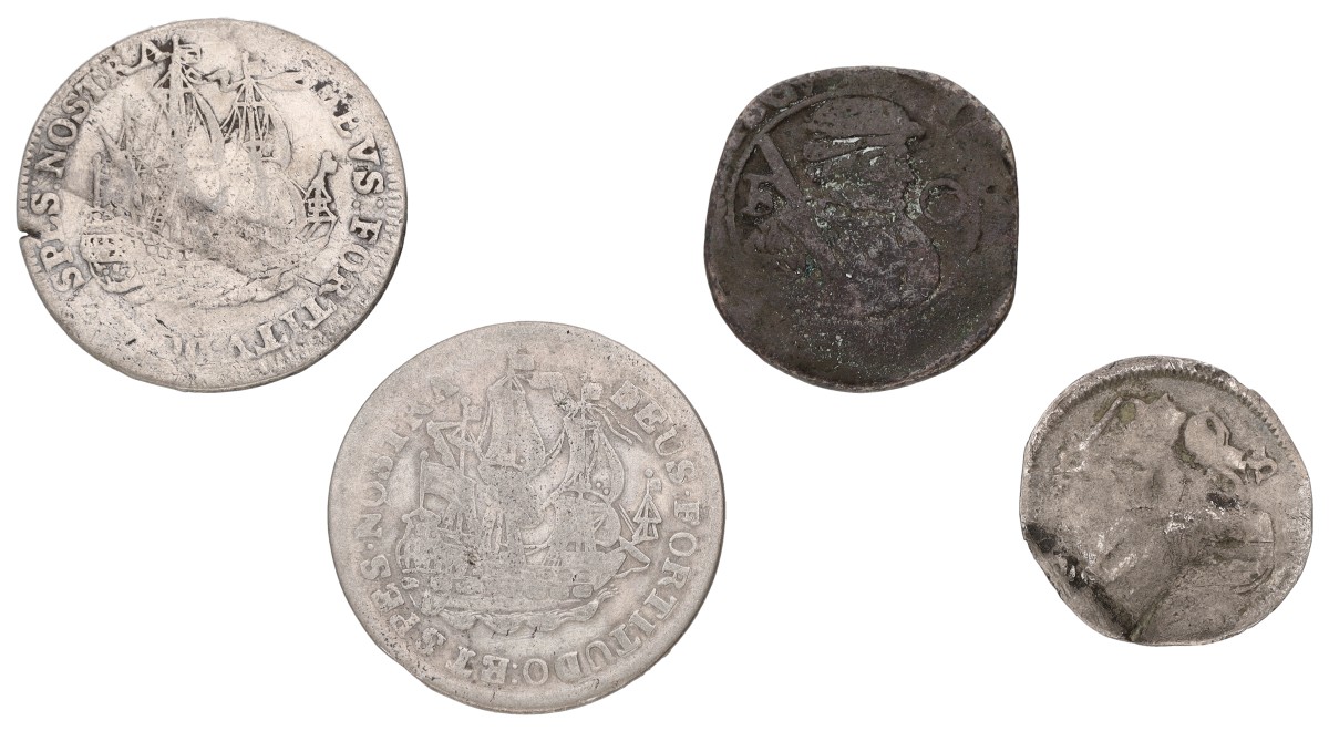 Goudwisselkantoor auction: Lot (4) Mixed lot. West-Friesland & Friesland. Average VF