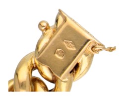 18 kt. Geelgouden gourmetschakel armband met bewerkte schakels.