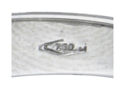 18 kt. Witgouden ring bezet met ca. 0.74 ct. diamant.