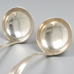 2-delige set sauslepels Haags lofje zilver.