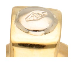 18 kt. Geelgouden hanger in de voorstelling van een vogel.