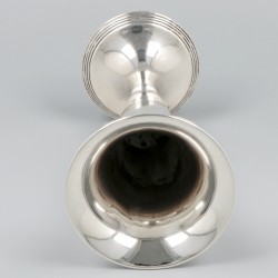 Bloemenvaas zilver.