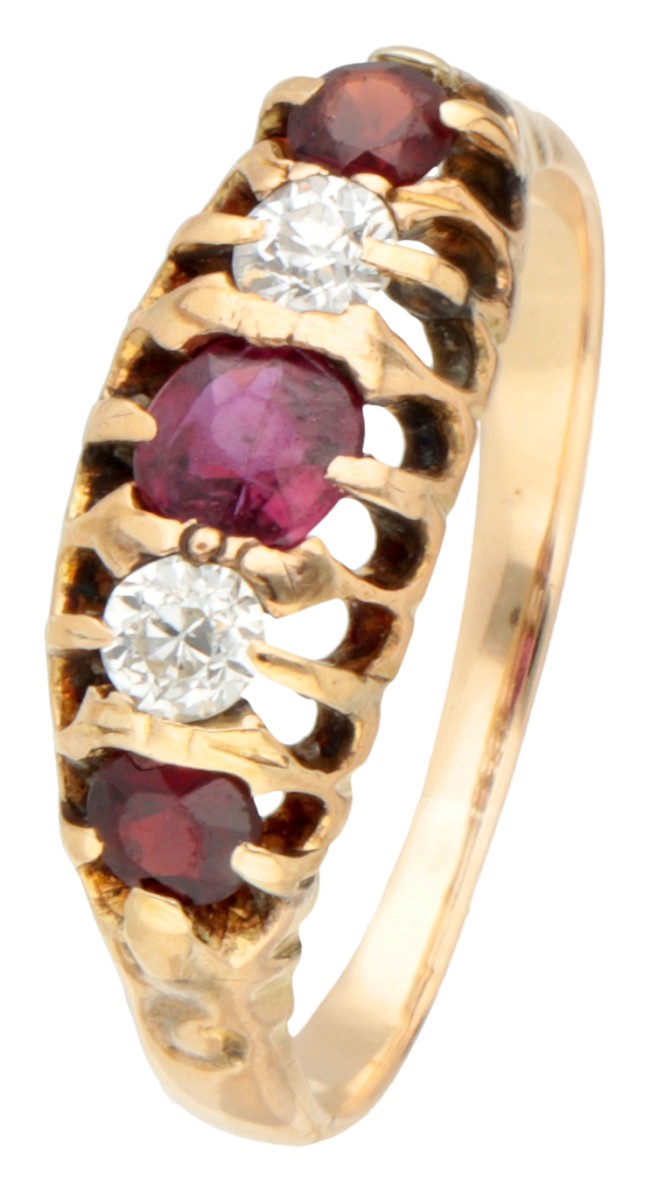 18K Geelgouden antieke ring met diamant en robijn.