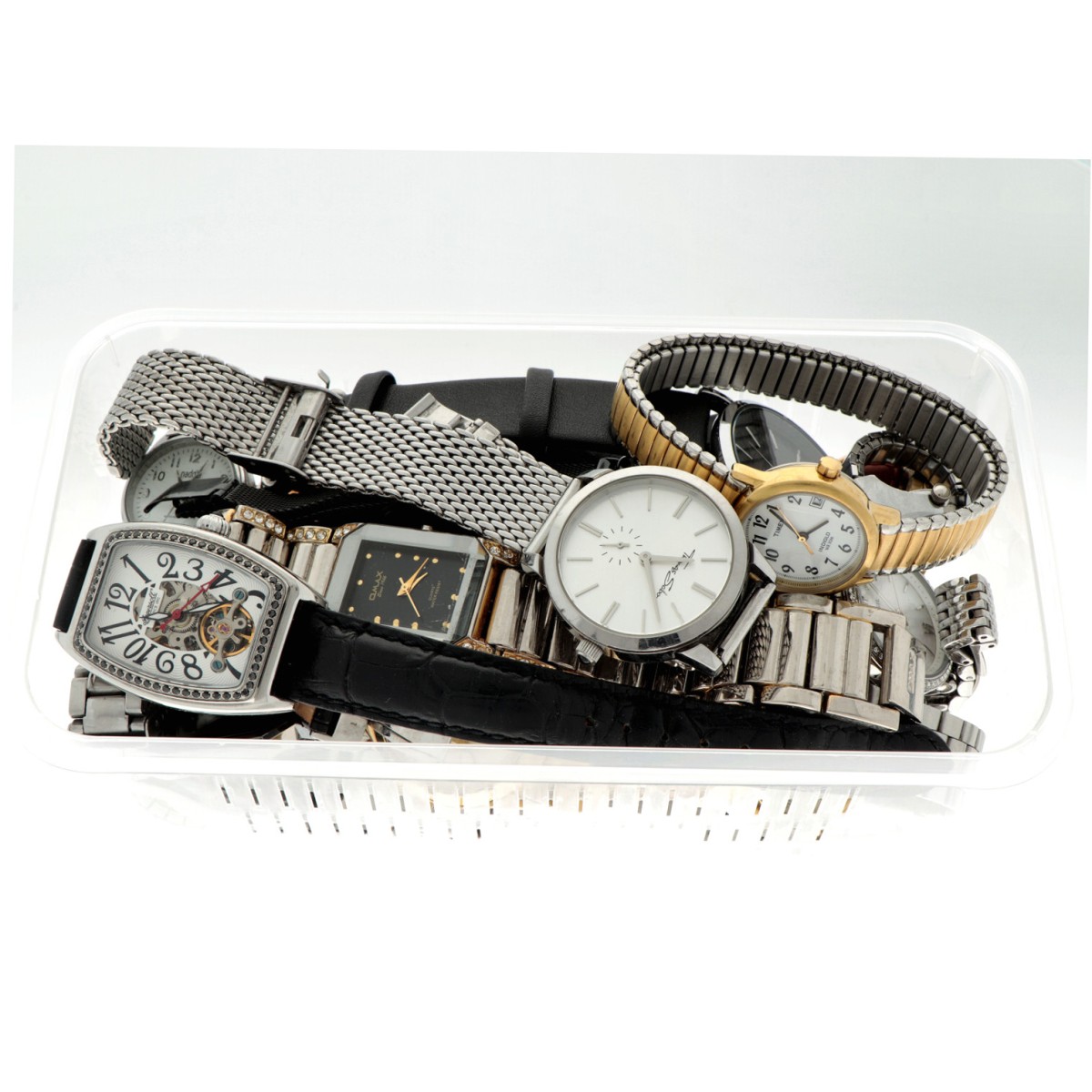 No Reserve - Lot polshorloges met o.a. Louis Vuitton, Casio en G-Shock.