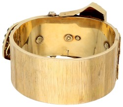 14K Geelgouden "conversation piece" gesp armband bezet met ca. 0.65 ct. diamant, robijn en saffier