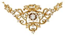22K geelgouden opengewerkte hanger aan collier bezet met ca. 1.18 ct. diamant