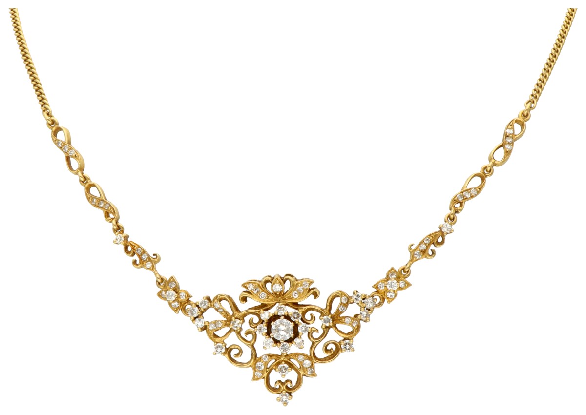 22K geelgouden opengewerkte hanger aan collier bezet met ca. 1.18 ct. diamant