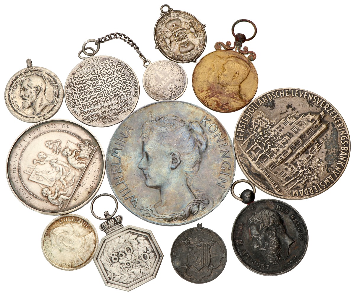 Europe. 19th & 20th century. Lot (12) Divers medals. Average VF.
