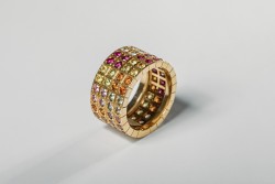 Cartier Lanières  18K geelgouden ring bezet met ca. 5.50 ct. diverse edelstenen
