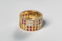 Cartier Lanières  18K geelgouden ring bezet met ca. 5.50 ct. diverse edelstenen