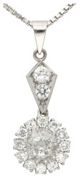 18K witgouden collier met hanger bezet met ca. 2.77 ct. diamanten
