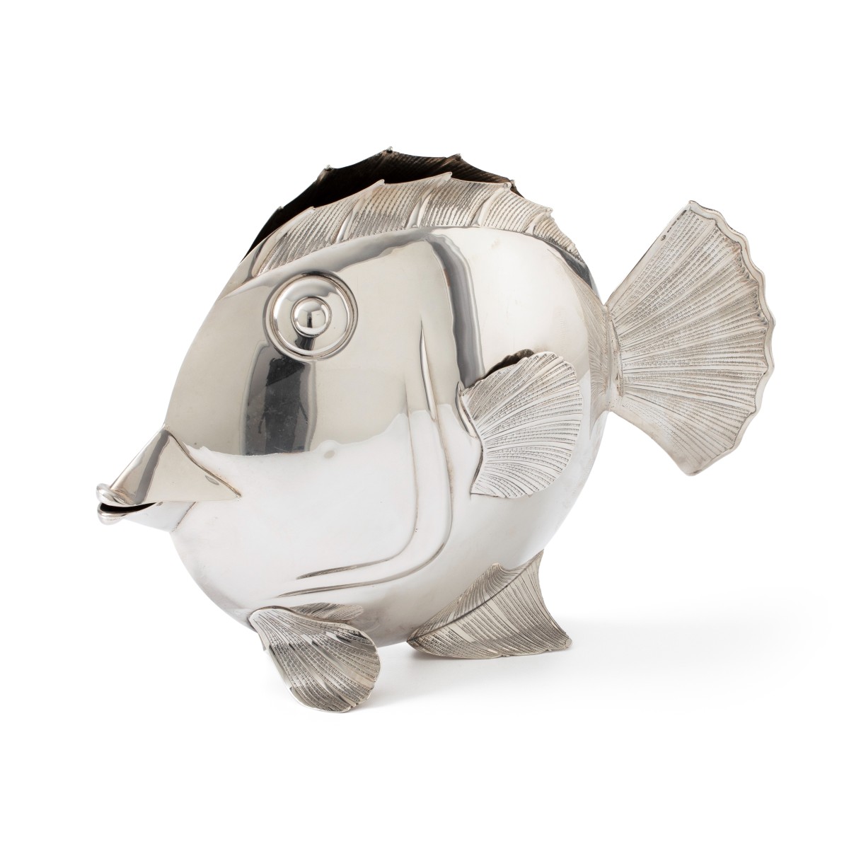 Visvormige vaas, Fratelli Cacchione, Milaan ca. 1970, zilver