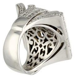 18K witgouden cocktailring bezet met saffier en diamant