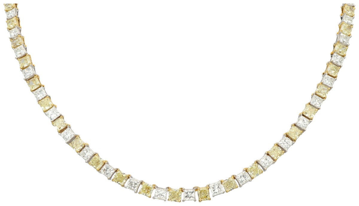 Goudwisselkantoor auction: 18K bicolor gouden schakelcollier bezet met ca. 32.20 ct. diamant, HRD gecertificeerd