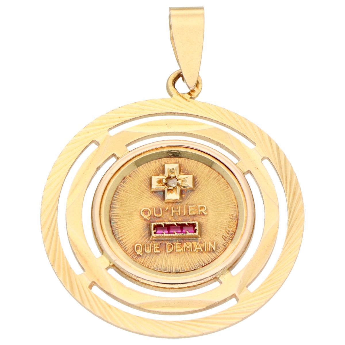 Goudwisselkantoor auction: 18K yellow gold ‘Plus qu'hier, moins que demain’ pendant set with ruby and diamonds