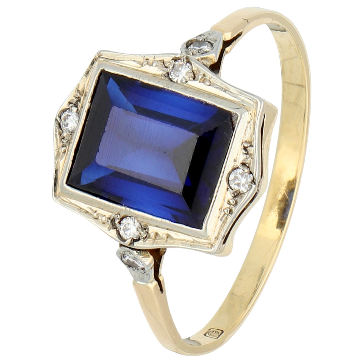 Goudwisselkantoor auction: 14K yellow gold ring set with sapphire and diamonds
