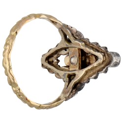 14K Gouden antieke ring met roos geslepen diamant in zilveren zetting