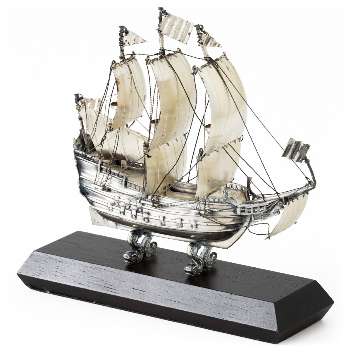 Goudwisselkantoor auction: Miniature ship