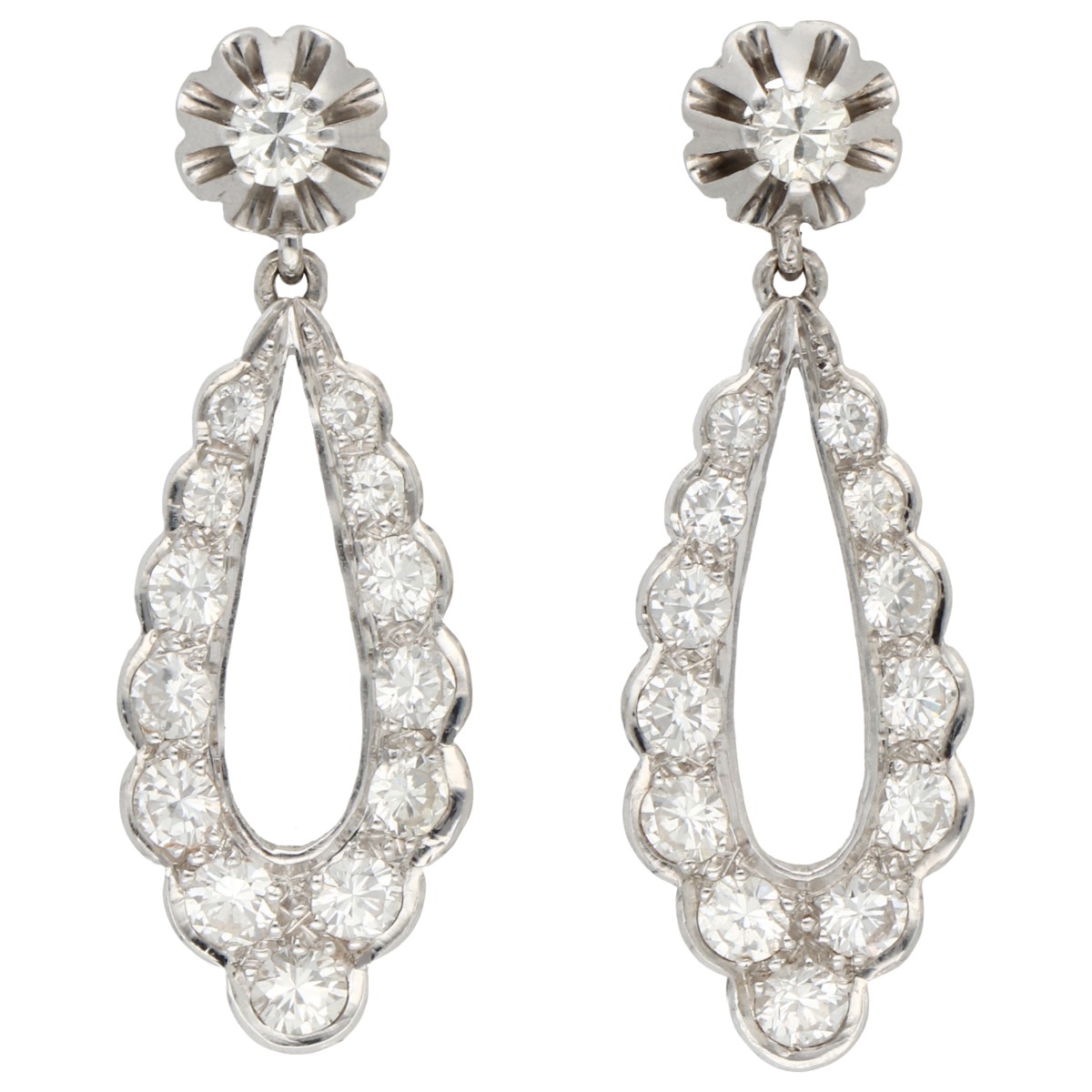 Goudwisselkantoor auction: 18K witgouden oorhangers bezet met ca. 1.80 ct. diamant