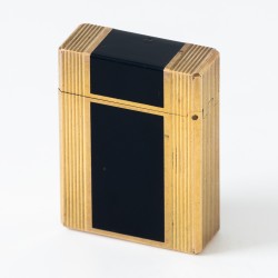 S.T. Dupont Ligne 1 small Black Lacquer aansteker verguld