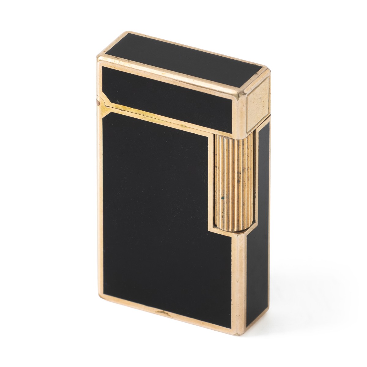 S.T. Dupont Ligne 1 Du Peng Black Lacquer aansteker verguld